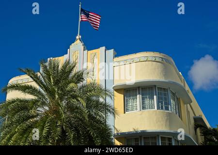 Facciata decorata dell'hotel Marlin in stile Art Deco del 1939 su Collins avenue Foto Stock