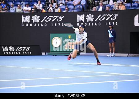 Lorenzo Sonego durante l'Australian Open AO 2024 Grand Slam torneo di tennis il 18 gennaio 2024 al Melbourne Park in Australia. Foto Victor Joly / DPPI Foto Stock