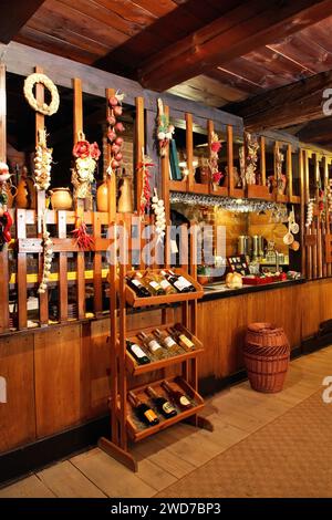 Complesso alberghiero e ristorante Pastewnik a Przeworsk. Polonia Foto Stock