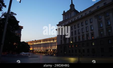 Il Parlamento bulgaro nel centro della città di Sofia, Bulgaria Foto Stock