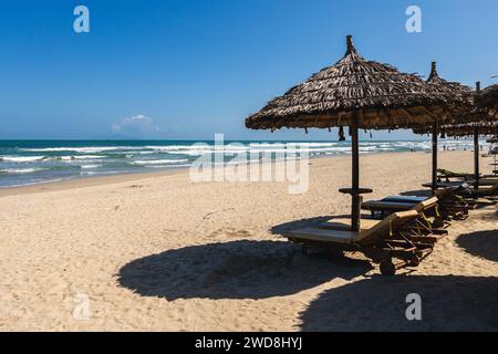 Scenario di My Khe Beach situato a da Nang, nel Vietnam centrale Foto Stock