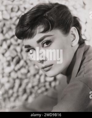 Audrey Hepburn pubblicity STILL (Paramount, 1954) Foto Stock