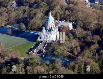Vista aerea di Williamson Park, un famoso parco e giardino a Lancaster, Lancashire, Regno Unito Foto Stock