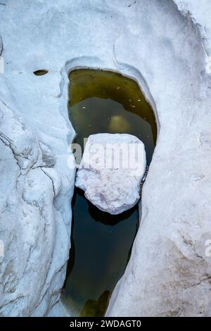 Fotografia di Ernst Tinaja ed è una geologia molto bella. Big Bend National Park, Texas, Stati Uniti. Foto Stock