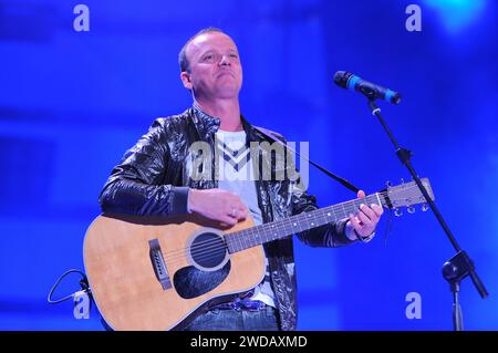 Verona Italia 2009-06-07: Gigi D'Alessio, cantante italiano, concerto dal vivo all'Arena, Wind Music Awards Foto Stock