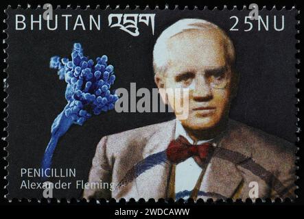 Scopritore della penicillina Alexander Fleming su francobollo Foto Stock