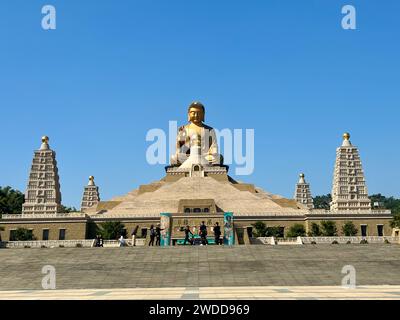 La sala principale del Museo del Buddha di Fo Guang Shan a Kaohsiung, Taiwan. Foto Stock