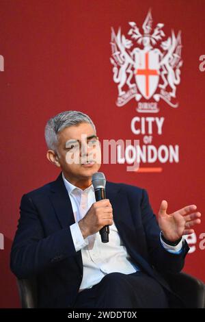 Londra, Regno Unito. 20 gennaio 2023. Il sindaco di Londra Sadiq Khan parla alla Conferenza di Capodanno della Fabian Society del 2024, a Guildhall a Londra. Il credito fotografico dovrebbe essere: Matt Crossick/Empics/Alamy Live News Foto Stock