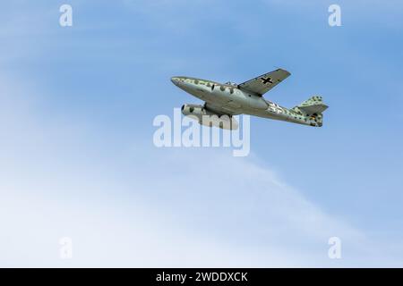 Messerschmitt me 262, in volo al Royal International Air Tattoo 2023. Foto Stock