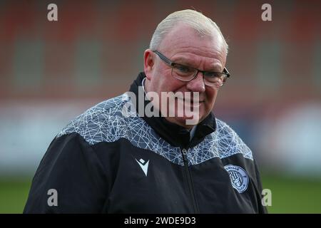 Stevenage, Regno Unito. 20 gennaio 2024. Steve Evans manager dello Stevenage davanti al match di Sky Bet League 1 Stevenage vs Barnsley al Lamex Stadium, Stevenage, Regno Unito, 20 gennaio 2024 (foto di Gareth Evans/News Images) a Stevenage, Regno Unito il 1/20/2024. (Foto di Gareth Evans/News Images/Sipa USA) credito: SIPA USA/Alamy Live News Foto Stock