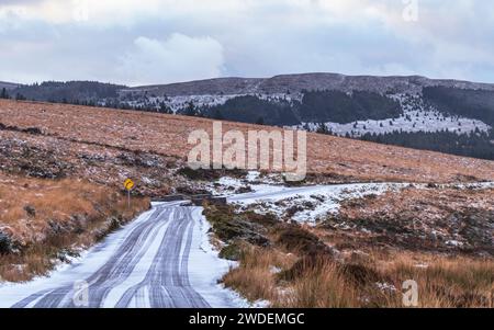 Spolverare di neve sul Sally Gap Foto Stock