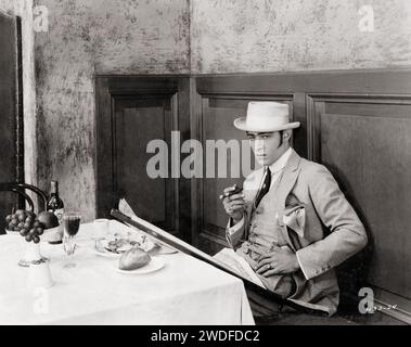 Rodolfo Valentino in "Blood and Sand" (Paramount, 1922) Foto Stock