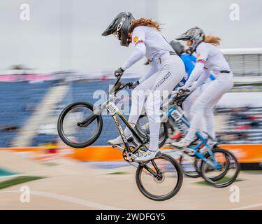 Betsy BAX (GB), Junior Women, ai Campionati del mondo UCI BMX Racing 2023 Foto Stock