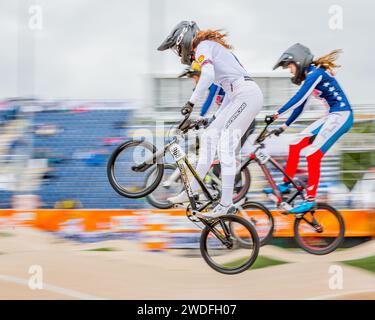 Betsy BAX (GB), Junior Women, ai Campionati del mondo UCI BMX Racing 2023 Foto Stock