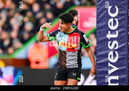 LONDRA, REGNO UNITO. 20 gennaio 2024. Marcus Smith degli Harlequins reagisce durante gli Harlequins e l'Ulster Rugby - Investec Champions Cup allo Stoop Stadium sabato 20 gennaio 2024. LONDRA INGHILTERRA. Crediti: Taka G Wu/Alamy Live News Foto Stock