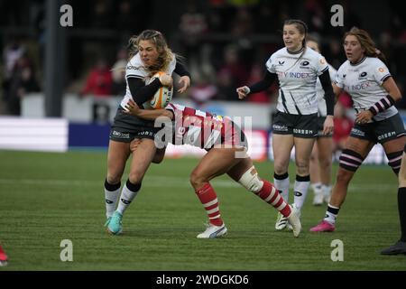 Gloucester, Regno Unito, 20 gennaio 2024 Sydney Gregson (Saracens) con la palla in azione durante l'Allianz Premiership Womens Rugby Gloucester Hartpury V Saracens, al Kingsholm Stadium Gloucester Regno Unito il 20 gennaio 2024 Alamy Live News punteggio finale: 24 - 15 credito: Graham Glendinning / GlennSports/Alamy Live News Foto Stock