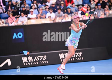 Parigi, Francia. 19 gennaio 2024. Magdalena Frech durante il torneo di tennis Australian Open AO 2024 del grande Slam il 19 gennaio 2024 al Melbourne Park in Australia. Crediti: Victor Joly/Alamy Live News Foto Stock