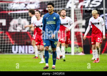 UTRECHT - Malik Tillman del PSV Eindhoven è deluso dal punteggio di 1-1 durante la partita olandese Eredivisie tra FC Utrecht e PSV Eindhoven allo stadio Galgenwaard il 21 gennaio 2024 a Utrecht, nei Paesi Bassi. ANP OLAF KRAAK Foto Stock