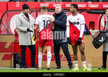 UTRECHT - (l-r) Jens Toornstra dell'FC Utrecht, allenatore dell'FC Utrecht Ron Jans durante la partita olandese Eredivisie tra l'FC Utrecht e il PSV Eindhoven allo stadio Galgenwaard il 21 gennaio 2024 a Utrecht, Paesi Bassi. ANP OLAF KRAAK Foto Stock