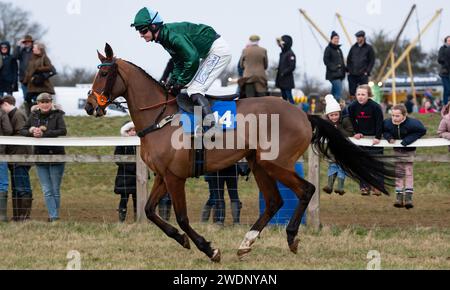 Oscar Montel e James King vincono la CKD Lord Ashton della Hyde's Cup Mens Open all'Heythrop P2P di Cocklebarrow. Credito immagini equine JTW / Alamy. Foto Stock