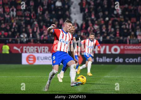 Girona, Spagna. 21 gennaio 2024. GIRONA, SPAGNA - 21 GENNAIO: Partita tra Girona FC e Siviglia nell'ambito della Liga 2023/2024 allo Stadio Montilivi il 21 gennaio 2024 a Girona, Spagna. (Foto di Sara Aribó/PxImages) credito: PX Images/Alamy Live News Foto Stock