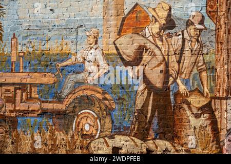 Vecchio murale agricolo su un muro a Red Hook Brooklyn New York Foto Stock