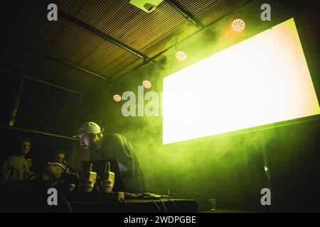 Copenhagen, Danimarca. 20 gennaio 2024. Il musicista inglese e produttore di musica elettronica Gold Panda esegue un concerto dal vivo al VEGA DI Copenaghen. (Foto: Foto di Gonzales - Christian Hjorth). Foto Stock