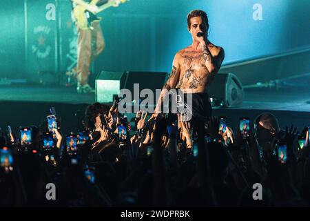 Maneskin or Måneskin Italy Italian Rock Band Performing Live Concert Show, Singapore 23 novembre 2023 Foto Stock