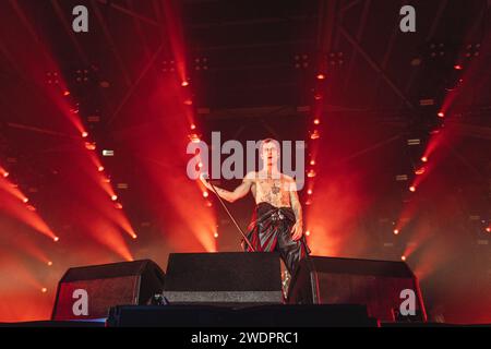 Maneskin or Måneskin Italy Italian Rock Band Performing Live Concert Show, Singapore 23 novembre 2023 Foto Stock
