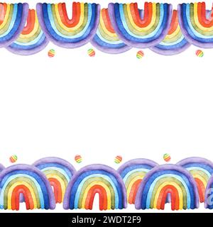 Illustrazione dell'arcobaleno disegnata a mano ad acquerello. Cornice con bordo senza cuciture. Perfetto per il compleanno creativo, la festa LGBT Pride, striscioni, tessuti, imballaggi Foto Stock