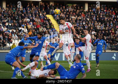 Empoli, Italia. 21 gennaio 2024. Pablo Mari, durante l'Empoli FC contro l'AC Monza, serie A, allo Stadio Carlo Castellani. Crediti: Alessio Morgese/Alessio Morgese/Emage/Alamy live news Foto Stock