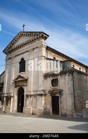 Cattedrale dell'assunzione della Beata Vergine Maria, risalente al IV secolo, Pola, Croazia, Europa Foto Stock