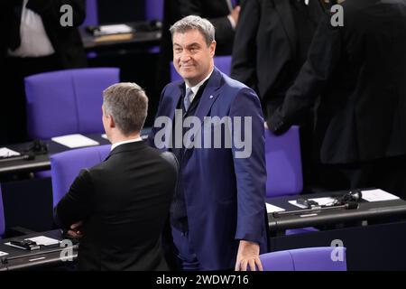 Staatsakt fuer Wolfgang Schaeuble im Deutschen Bundestag Markus Soeder beim Trauerstaatsakt fuer den verstorbenen Praesidenten des Deutschen Bundestages a. D., Wolfgang Schaeuble, Berlino , 22.01.2024 Berlin Berlin Deutschland *** cerimonia di Stato per Wolfgang Schaeuble nel Bundestag tedesco Markus Soeder alla cerimonia funebre del defunto presidente del Bundestag a D tedesco , Wolfgang Schaeuble, Berlino , 22 01 2024 Berlino Berlino Germania Foto Stock