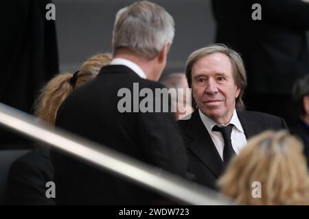 Staatsakt fuer Wolfgang Schaeuble im Deutschen Bundestag Guenter Netzer beim Trauerstaatsakt fuer den verstorbenen Praesidenten des Deutschen Bundestages a. D., Wolfgang Schaeuble, Berlino , 22.01.2024 Berlin Berlin Deutschland **** cerimonia di Stato per Wolfgang Schaeuble nel Bundestag tedesco Guenter Netzer alla cerimonia di Stato per il defunto presidente del Bundestag tedesco a D , Wolfgang Schaeuble, Berlino , 22 01 2024 Berlino Berlino Germania Foto Stock