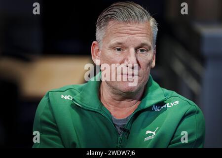 L'allenatore danese Nikolaj Jacobsen durante la conferenza stampa con la squadra di pallamano maschile presso l'hotel dei giocatori di Amburgo, lunedì 22 gennaio 2024. Foto Stock