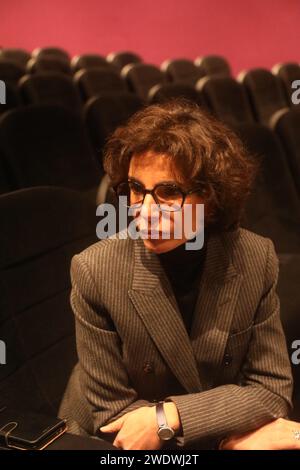 ©PHOTOPQR/sud OUEST/Stéphane Klein/Sud Ouest ; Nontron ; 22/01/2024 ; visite de Rachida dati, ministre de la culture, à Nontron le 22 janvier 2024. Dans la salle du cinéma de Nontron. Ritratto Rachida dati. Nonotron, Francia, 22 gennaio 2024 l'ex ministro Sarkozy Rachida dati ha nominato qui un nuovo ministro della cultura durante una visita nel sud-ovest della Francia Foto Stock