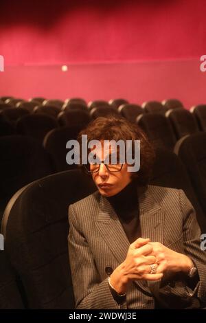 ©PHOTOPQR/sud OUEST/Stéphane Klein/Sud Ouest ; Nontron ; 22/01/2024 ; visite de Rachida dati, ministre de la culture, à Nontron le 22 janvier 2024. Dans la salle du cinéma de Nontron. Ritratto Rachida dati. Nonotron, Francia, 22 gennaio 2024 l'ex ministro Sarkozy Rachida dati ha nominato qui un nuovo ministro della cultura durante una visita nel sud-ovest della Francia Foto Stock