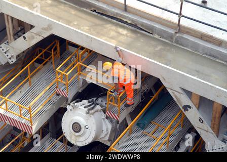 Milano, cantiere per la costruzione della nuova linea 5 della metropolitana Foto Stock