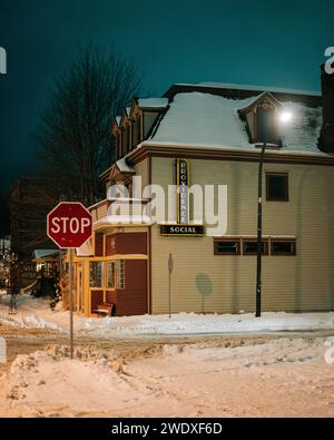 Providence Social di notte sulla neve, Buffalo, New York Foto Stock