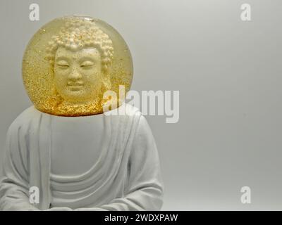 Una bella meditazione decorativa budha Foto Stock