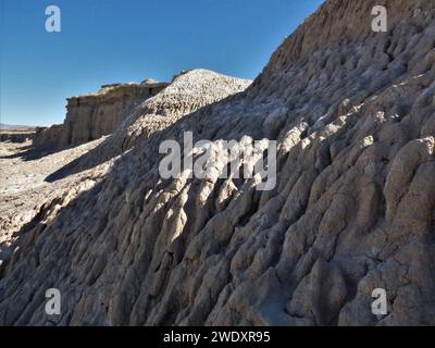 Meraviglia scolpita in acqua sul pendio della collina Foto Stock