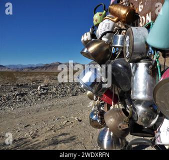 Vista segnaletica del bollitore baciato dal sole Foto Stock