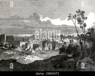 Illustrazione del campo appena fuori Gerusalemme dal lato nord-est dalla Bibbia illustrata della famiglia Foto Stock