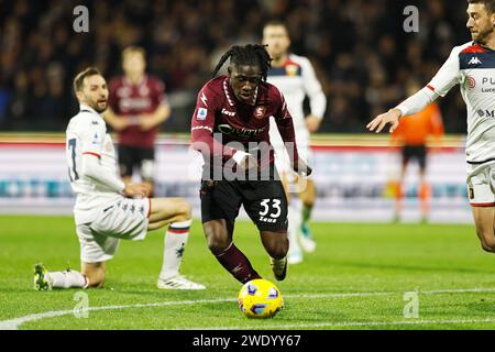 Salerno, Italia. 21 gennaio 2024. Loum Tchaouna (Salernitana) calcio/calcio : partita italiana di 'serie A TIM' tra US Salernitana 1919 1-2 Genoa CFC presso lo Stadio Arechi di Salerno, Italia . Crediti: Mutsu Kawamori/AFLO/Alamy Live News Foto Stock