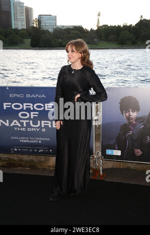 Sydney, Australia. 23 gennaio 2024. TBC arriva sul Red carpet per la Sydney Premiere di Force of Nature: The Dry 2 al Westpac OpenAir Sydney, Mrs Macquaries Point Royal Botanic Garden di Sydney. Crediti: Richard Milnes/Alamy Live News Foto Stock