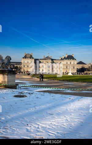 Paris, France, Palais du Luxembourg at Luxembourg garden in the 6th arrondissement of Paris. Foto Stock