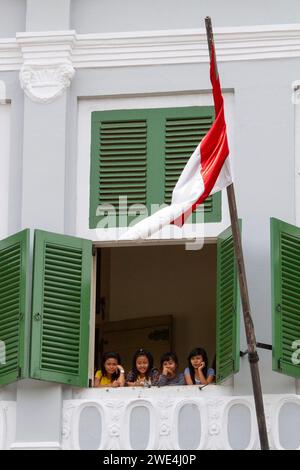 Piazza Fatahillah a Kota tua, la città vecchia di Giacarta e il centro della vecchia Batavia in Indonesia. Foto Stock