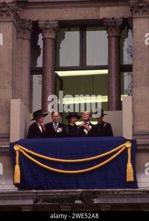 Duke & Duchess of Gloucester, Princess Alexandra and Sir Angus Ogilvy, Whitehall, 10th November 1991 foto dell'Henshaw Archive Foto Stock