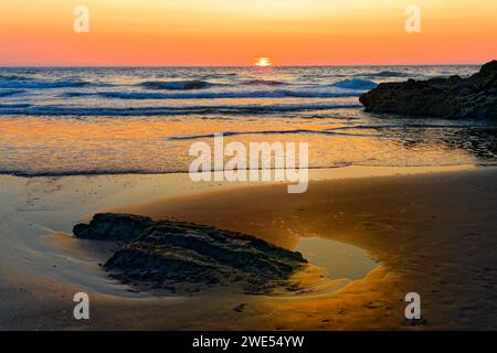 UK, West Wales, Ceredigion District, Llangrannog, Sunset Foto Stock