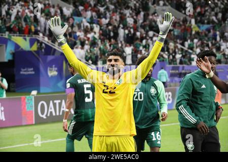 Doha, Qatar. 16 gennaio 2024. L'Arabia Saudita Sami al-Najei festeggia a tempo pieno durante la AFC Asian Cup Qatar 2023, la partita di calcio del gruppo F tra Arabia Saudita e Oman il 16 gennaio 2024 al Khalifa International Stadium di Doha, Qatar - foto Najeeb Almahboobi/TheMiddleFrame/DPPI Credit: DPPI Media/Alamy Live News Foto Stock